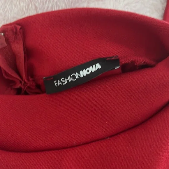 Fashion Nova red long sleeve bodycon asymmetrical cutout dress - Picture 3 of 4